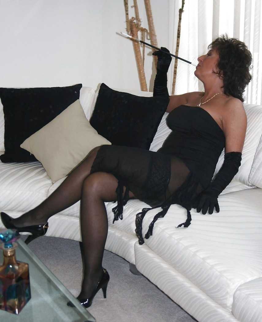 hotlegs-mature legs and more7