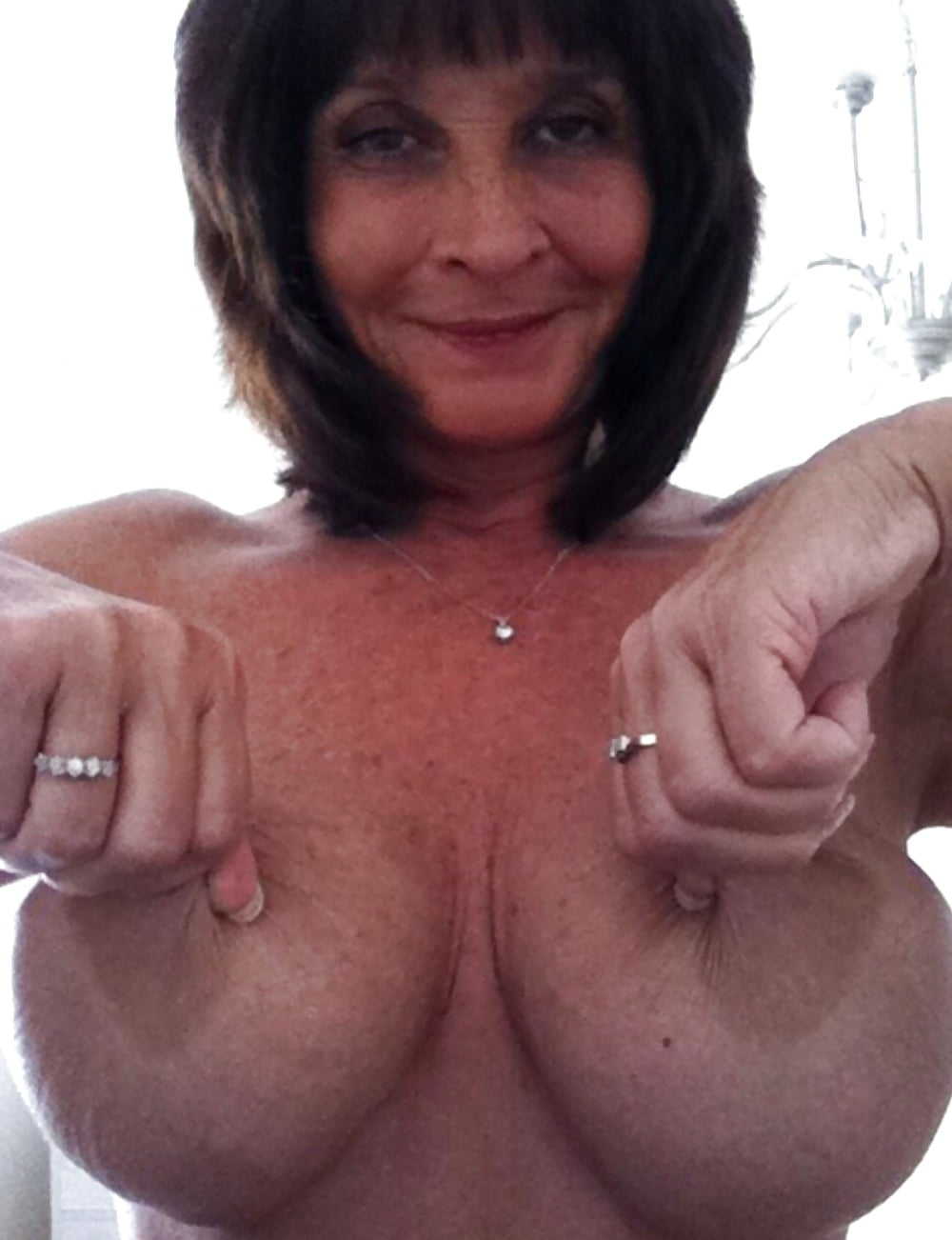Fantastic and sexy amateur mature women 2