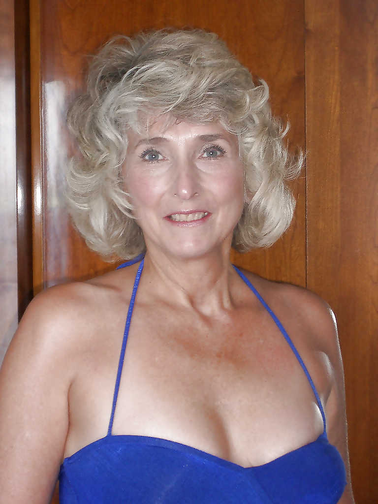 (Mostly) Dressed but Sexy Mature Seductresses